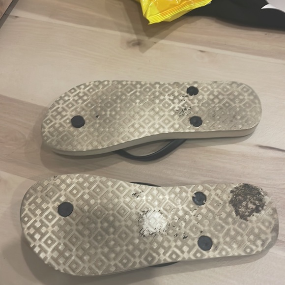 Tory Burch Flip Flops - Picture 2 of 4